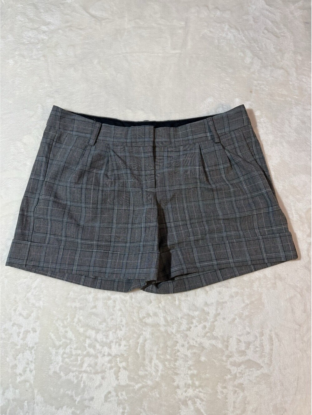 Express Design Studio Editor Shorts Women's 8 Gray Plaid Stretch Pleated
